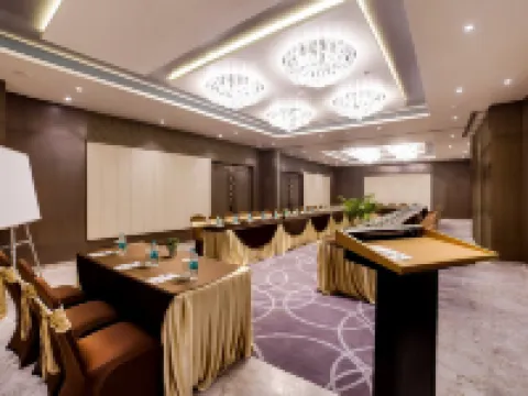 The Fern Residency Bhopal, Series by Marriott ボーパールのホテル