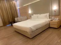 Tdi Club Retreat Hotels in Mohali