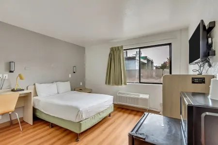 Motel 6 Ogden, UT- Downtown