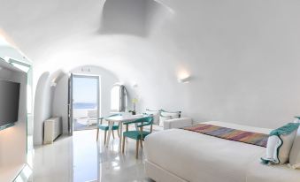 Katikies Chromata Santorini - The Leading Hotels of the World