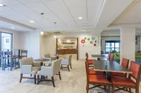 Holiday Inn Express & Suites Augusta West - Fort Eisenhower Hotels in Augusta