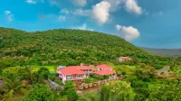 Coral Vista by Spicy Mango Owned by Nilkrupa Hotels near Shri Ganesh Temple