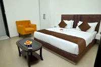 Click Hotel Narayna
