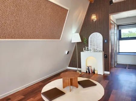 Taean Stay the Delight Private Отели рядом с достопримечательностью «Mallip'o-haesuyokchang»