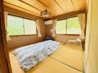 Mountain Lodge Hanazean Hotels in Naka