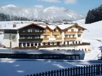 Gasthaus Landhotel Traunstein Hotels in Werfenweng