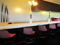 Shellharbour Resort and Conference Centre - bar