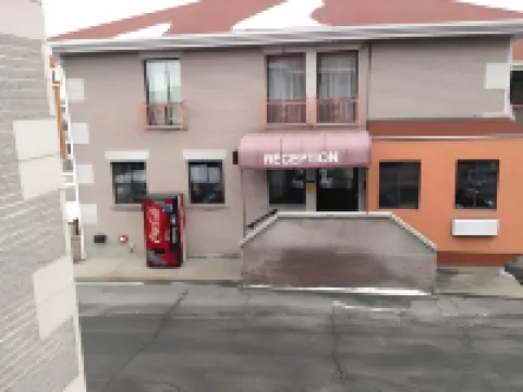 Motel Falcon Hotels in Brossard