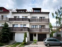 Folks Village Plowce House Hotels in 