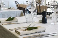 The Martinborough Hotel - breakfast