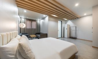Changwon Uichang Brown Dot Changwon Buk-Myeon Branch