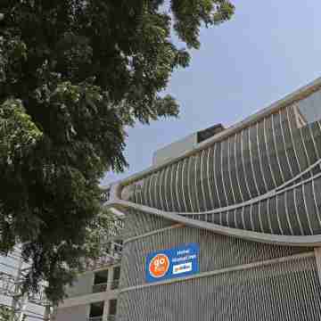 Hotel Global Inn Hotel Exterior