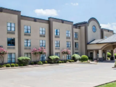 Comfort Suites McAlester Hotels in McAlester