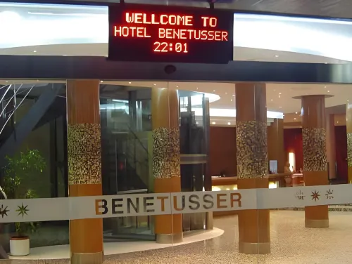 Hotel Benetusser فنادق في Beniparrell