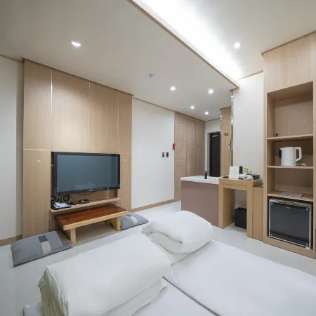 Yeongdeok Hotel Gloryel