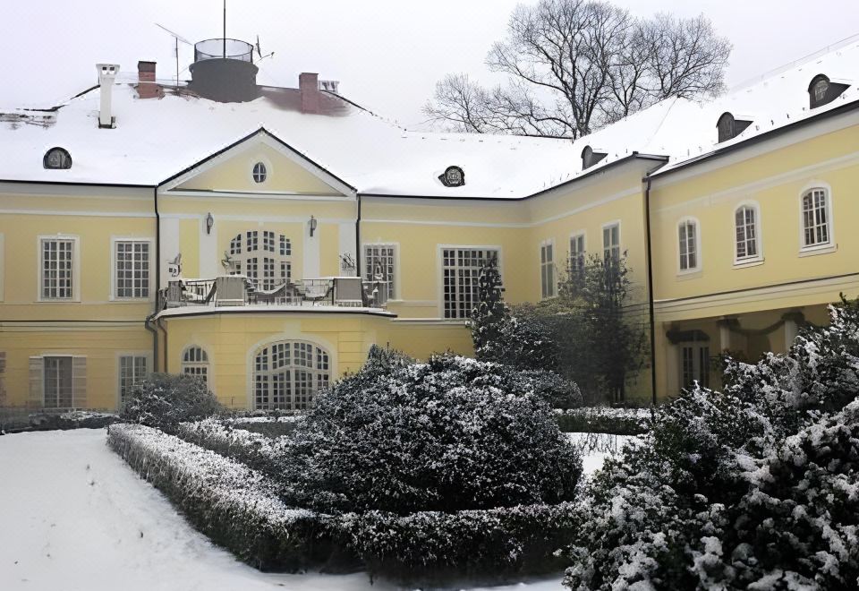 시도니아 성 내부