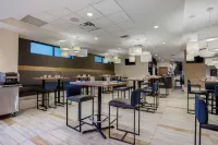 Best Western Plus Sawridge Suites - Frühstück