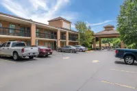 Quality Inn & Suites Rockingham - parking
