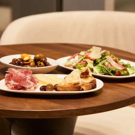 AC Hotel Oklahoma City Bricktown Отели рядом с достопримечательностью «Бриктаун»