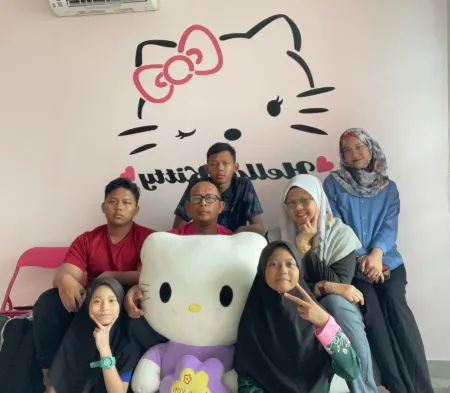 Puchong Hello Kitty Fully-Aircon Suite Отели в г. Денгкил