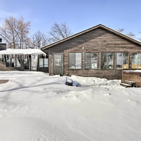 Family-Friendly Ottertail Home on Rush Lake!