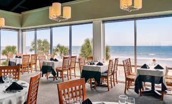 Oceanfront Litchfield Inn