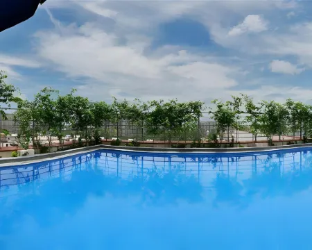 Lemon Tree Hotel, East Delhi Mall, Kaushambi Hotels in Ghaziabad