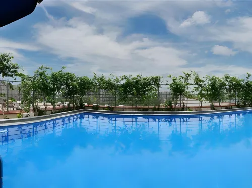 Lemon Tree Hotel, East Delhi Mall, Kaushambi Hotels in Ghaziabad