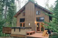 Mt. Baker Rim Cabin #44 - A Cozy Rustic Cabin with Modern Charm