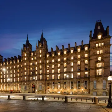 Radisson Red Liverpool Отели рядом с достопримечательностью «Художественная галерея Вокер»