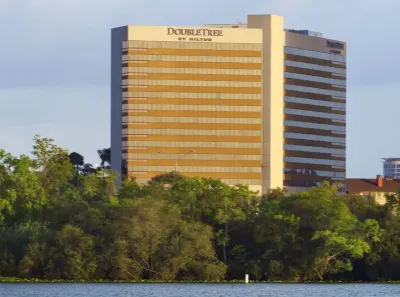 DoubleTree by Hilton Orlando Downtown Hotel in zona DeVry University