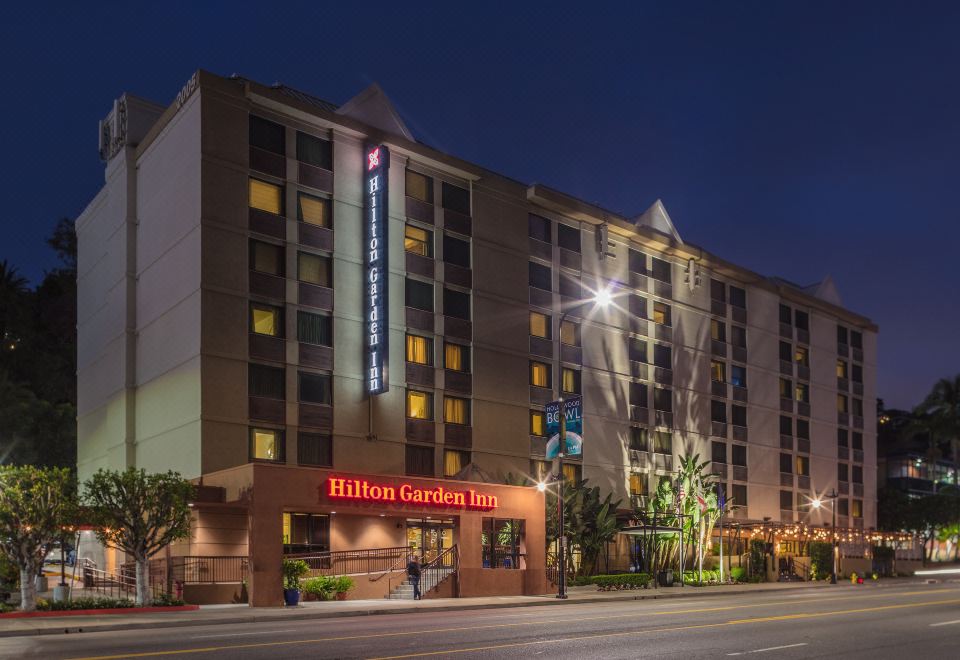 힐튼 가든 인 할리우드 수영장