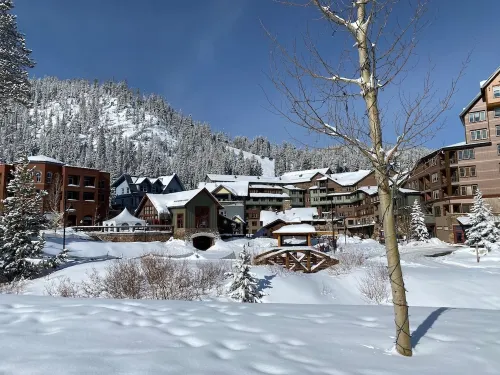 Amazing location! TRUE Ski-In/Out @ Winter Park Slopeside ZML. Sleeps 9, 2BR/2BA