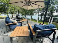 Modern Cottage on Green Lake -- four seasons of fun!