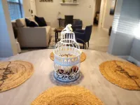 Stylish! 3 bedroom duplex -minutes from the beach