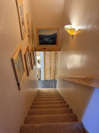 OPEN YEAR ROUND - 3 Bedroom Lake San Cristobal Condo on the Alpine Loop