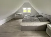 Thatched cottage with sauna (incl, terrace, garden in Worpswede Hotels in Lilienthal