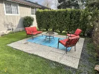 Cozy Lake Stevens family bungalow: peaceful & quiet with a serene backyard. Hotels in Lake Stevens