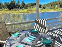 Puttin' on the Pond⛳ Spectacular waterfront villa overlooking Plumas Pines Hotels in Plumas Eureka