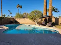 Minutes to Oldtown Scottsdale - Your peaceful Oasis awaits! - สระว่ายน้ำส่วนตัว