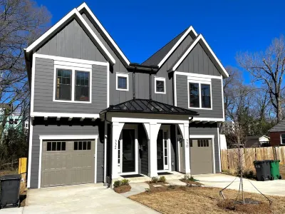 8Br Southend_Walk to Everything_Sleeps 20 Hotels near Billy Graham Library