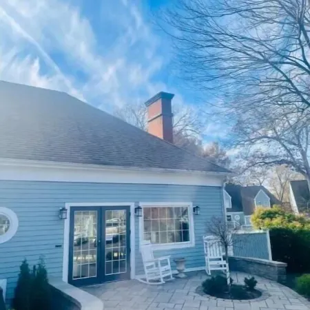 Cozy Villa Spa Retreat - Near Mohegan, Hot Tub, Pools, Sauna, Spa on Premise