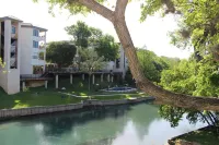 Blue River Condo  on the Comal