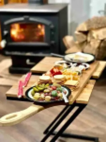 Creekside Cabin skiing/hiking & Appalachian Trail.