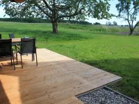 Thatched roof meets modernity, lake view; sauna, garden and much more... Hotele w: Putbus