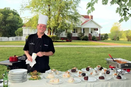 The Red Fox Inn by Cummins Falls / Baxter / Cookeville Отели в г. Бакстер