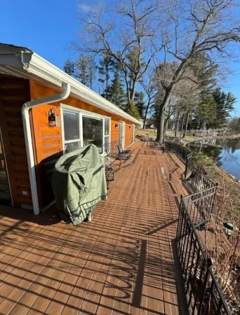 2-Bedroom Modern Lake Cottage Steps Off the Water Just 1.5 Hrs from Minneapolis.