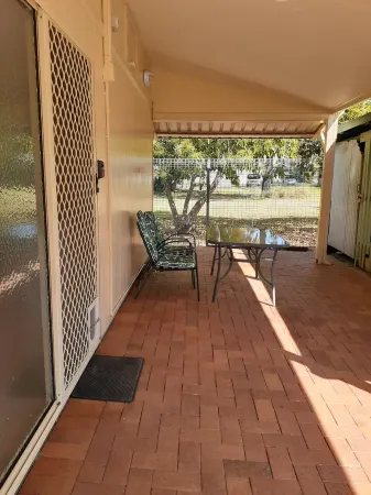 Hervey Bay Seaside Studio Unit