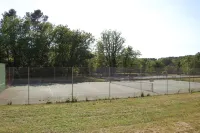 Aix-en-Provence, Charming, 200 m2, Infinity Pool and Large Garden 佩尼耶住宿飯店