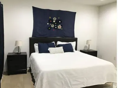 Spacious 3BD 2BA Jacuzzi near Convention Center